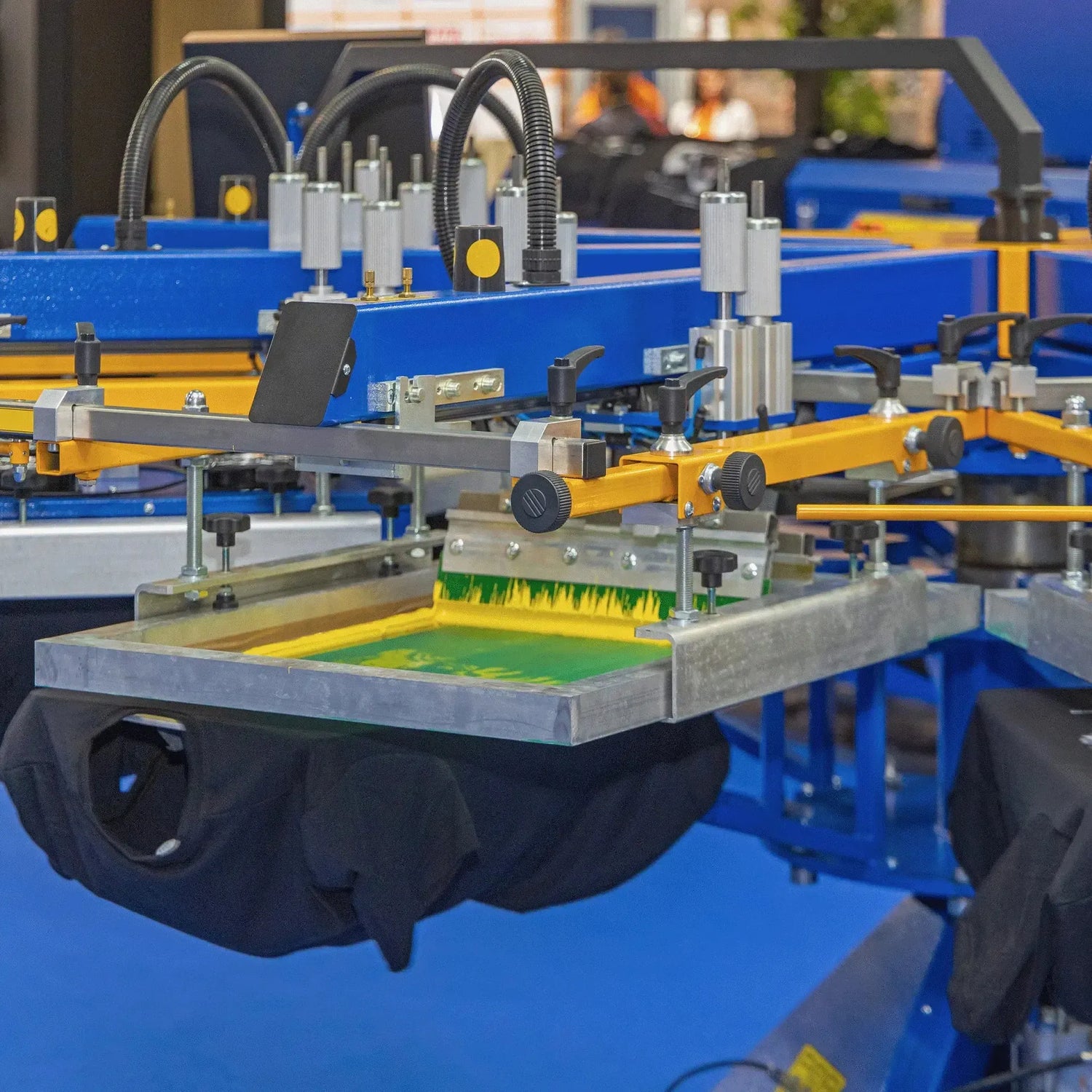 screen printing, custom screen printing, silkscreen printing, t-shirt printing, screen print shirts, printed apparel, bulk screen printing, personalized shirts