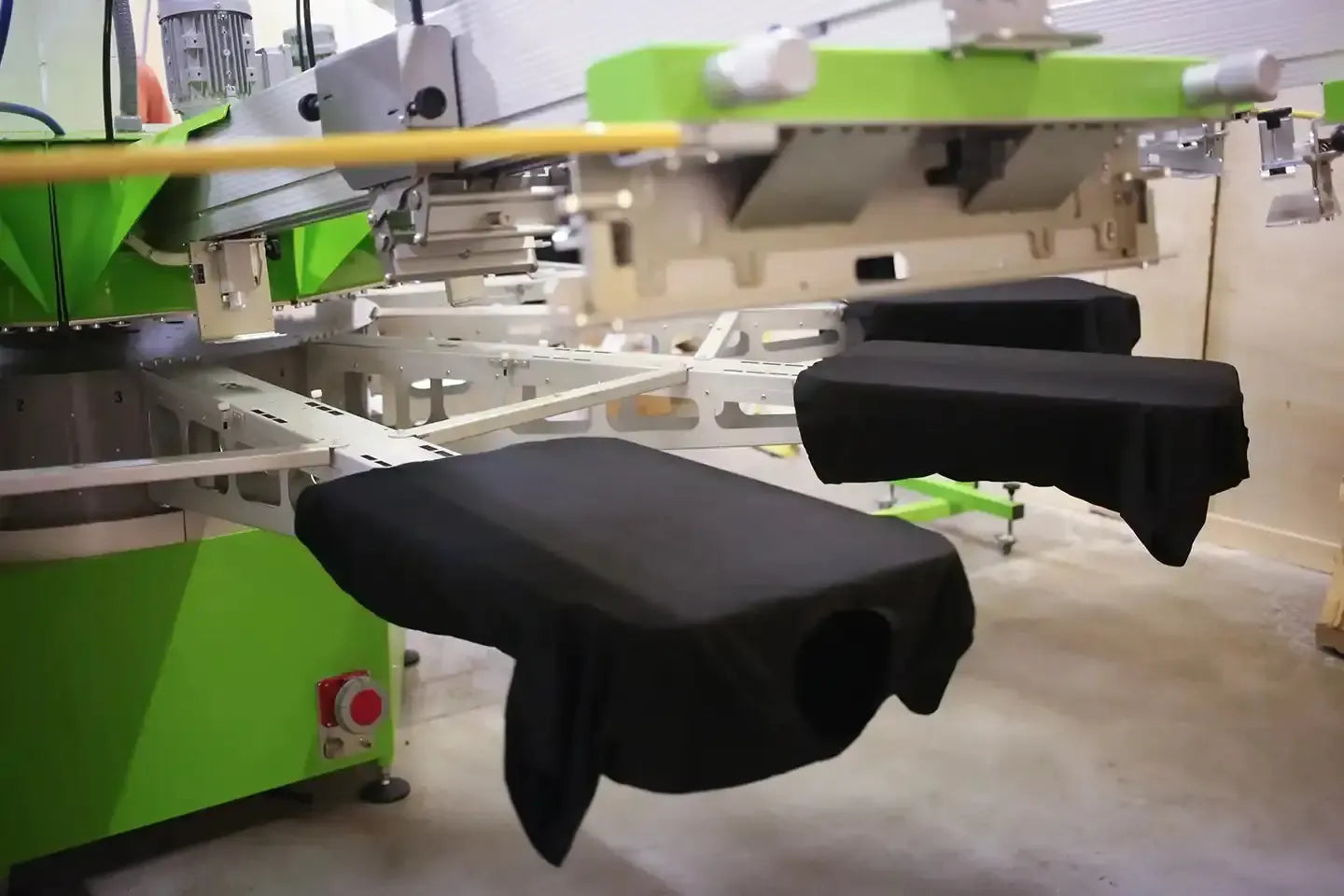 screen_printed_apparel_personalized_shirts_bulk_screen_printing_custom_apparel_screen_printing_services_printed_t-shirts_custom_tees_wholesale_screen_printing