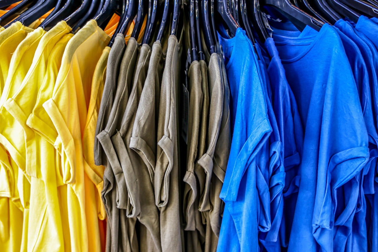 How to Source Wholesale Blank T-Shirts for Bulk Printing - Custom One ...