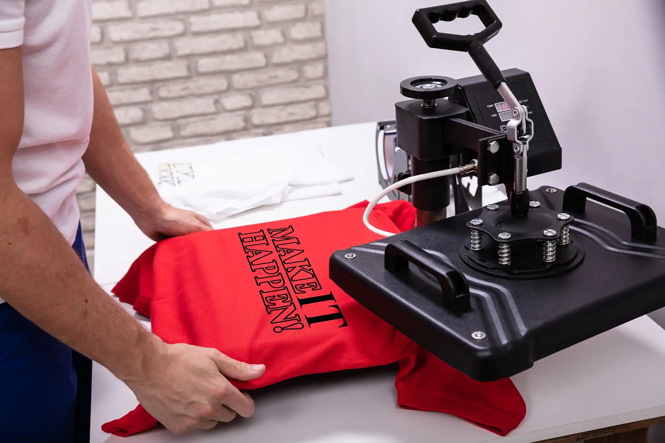 heat_transfer_printing_vinyl_printing_custom_vinyl_shirts_heat_press_printing_personalized_t-shirts_custom_heat_transfer_vinyl_t-shirt_printing_5bbfa673-d620-49bd-83c9-06a61c7ff974